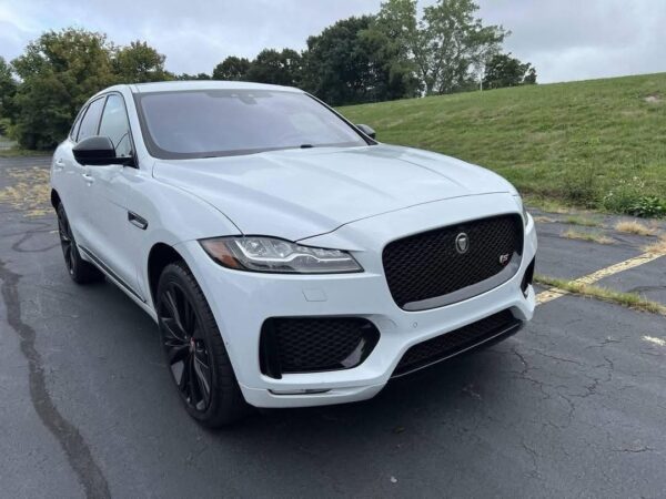 2017 Jaguar F-Pace S - Luxury SUV