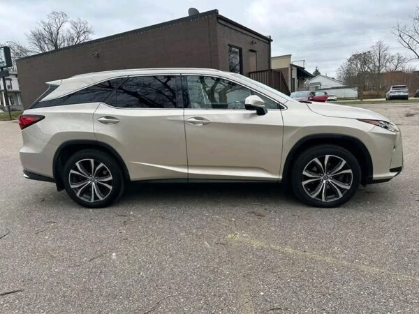 2018 Lexus RX350L AWD - Image 11