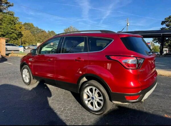 2018 Ford Escape SE - Image 8